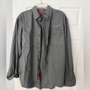 Leinenkugel Gray Casual Button Down Shirt